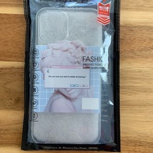 iPhone cases in size 7 pro/8 pro and 12/12 pro